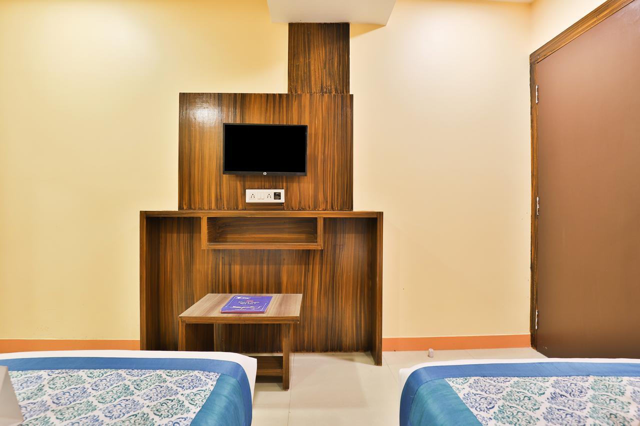 Oyo 12196 Hotel Mayur Park Residency Ahmadabad Zewnętrze zdjęcie
