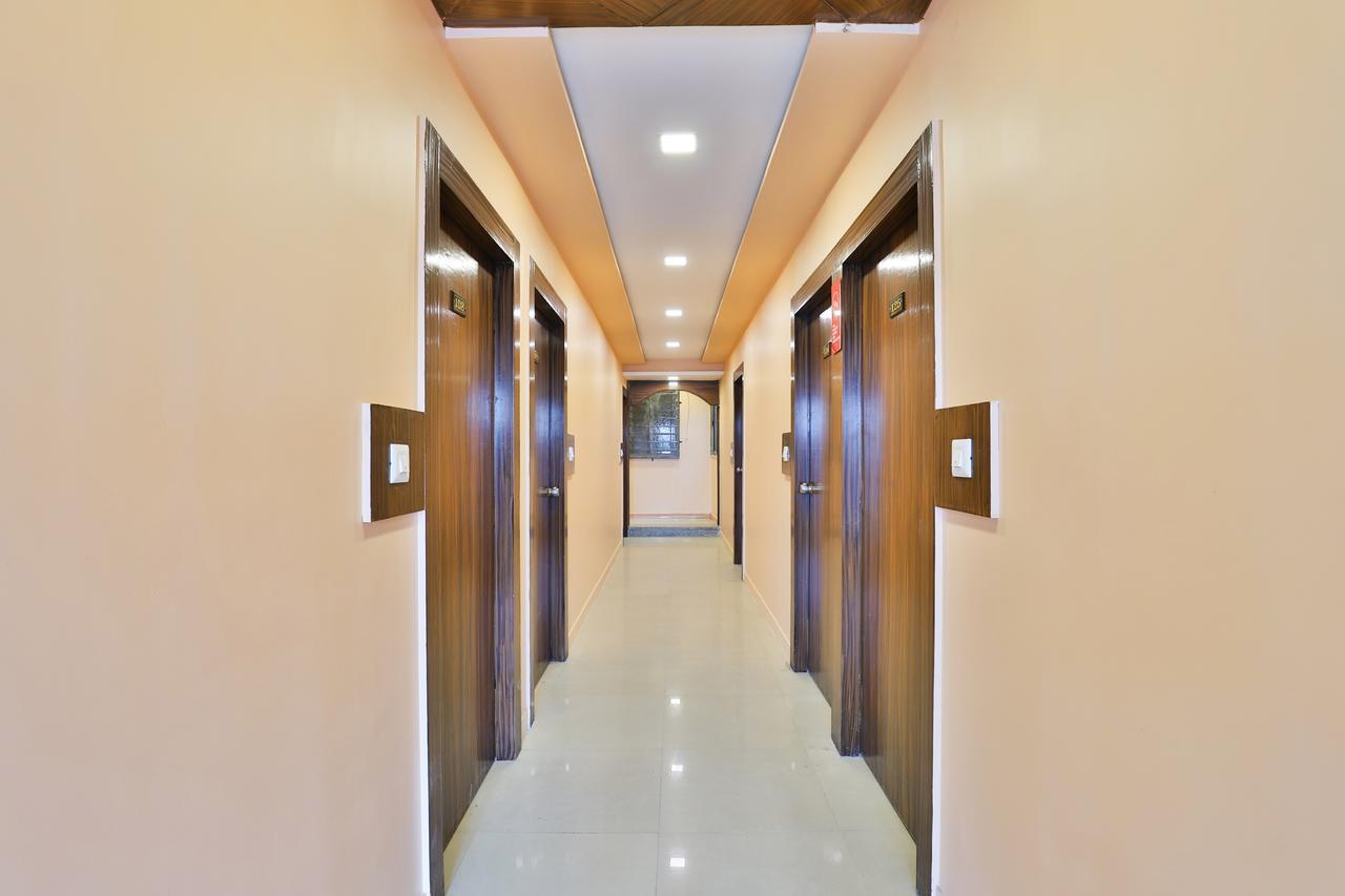 Oyo 12196 Hotel Mayur Park Residency Ahmadabad Zewnętrze zdjęcie