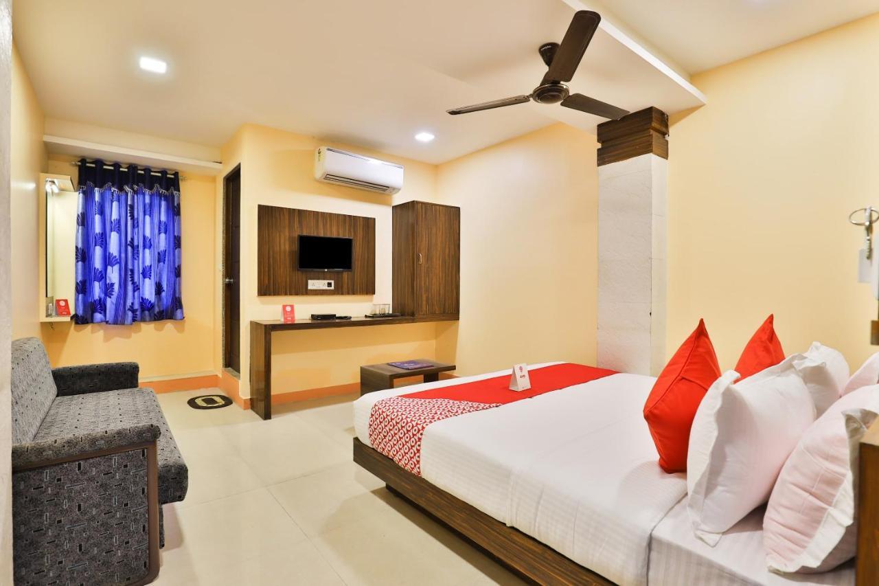 Oyo 12196 Hotel Mayur Park Residency Ahmadabad Zewnętrze zdjęcie
